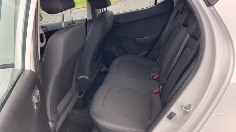 Hyundai i10 1.0 S 5dr Petrol Hatchback